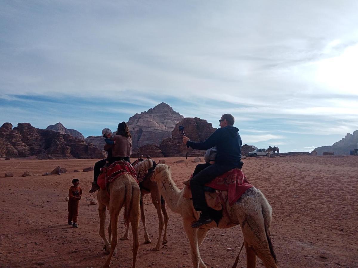 Zarb Desert Camp Wadi Rum Esterno foto