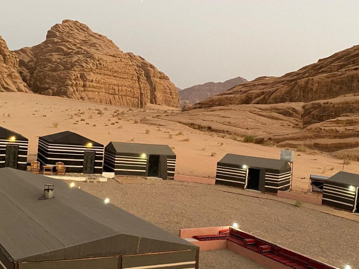 Zarb Desert Camp Wadi Rum Esterno foto